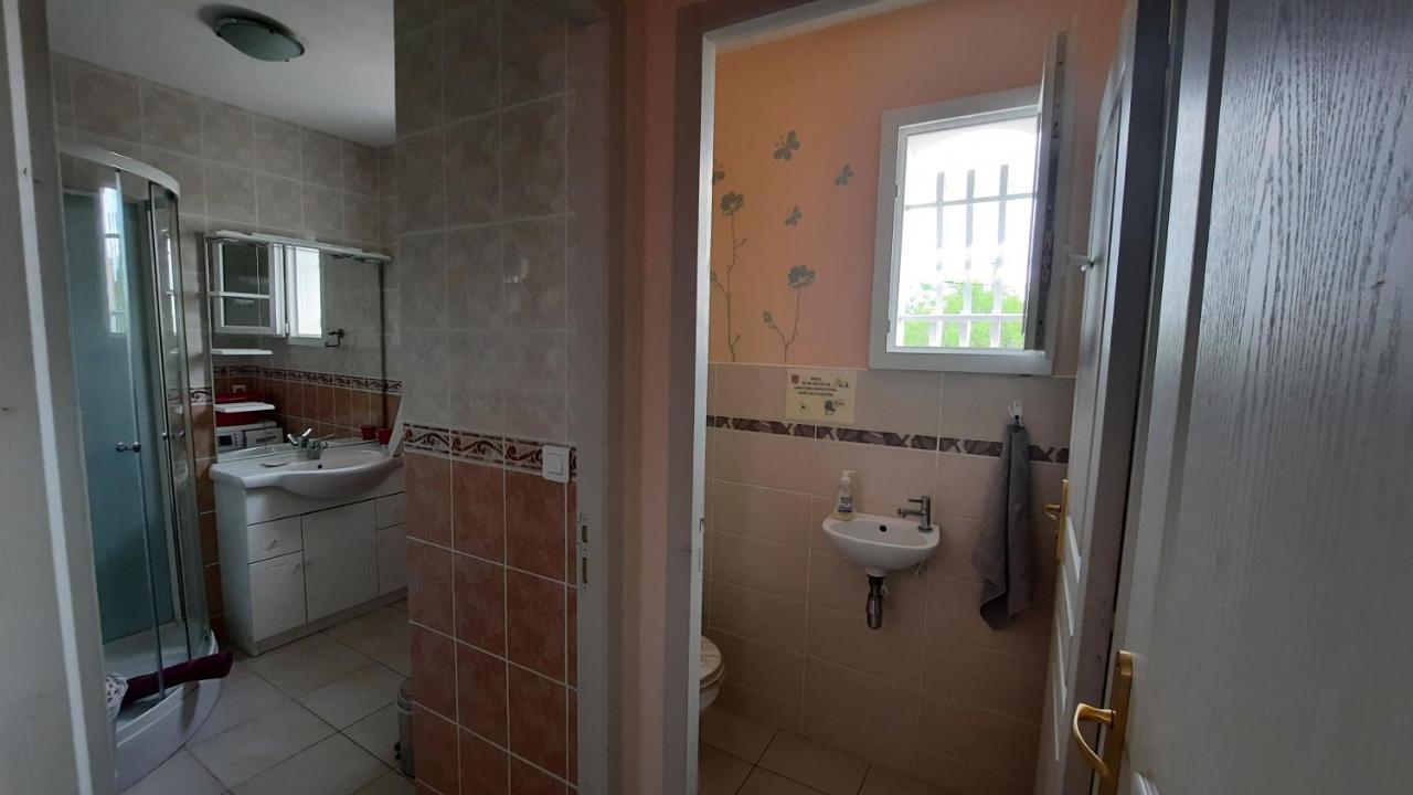 Lenga Doc Villa Prades-sur-Vernazobre ภายนอก รูปภาพ